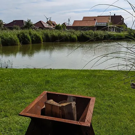 Ferienwohnung Seeblick Neuharlingersiel Buitenkant foto